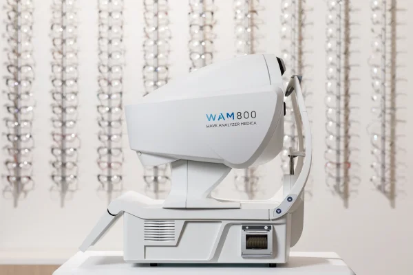 WAM 800 Essilor